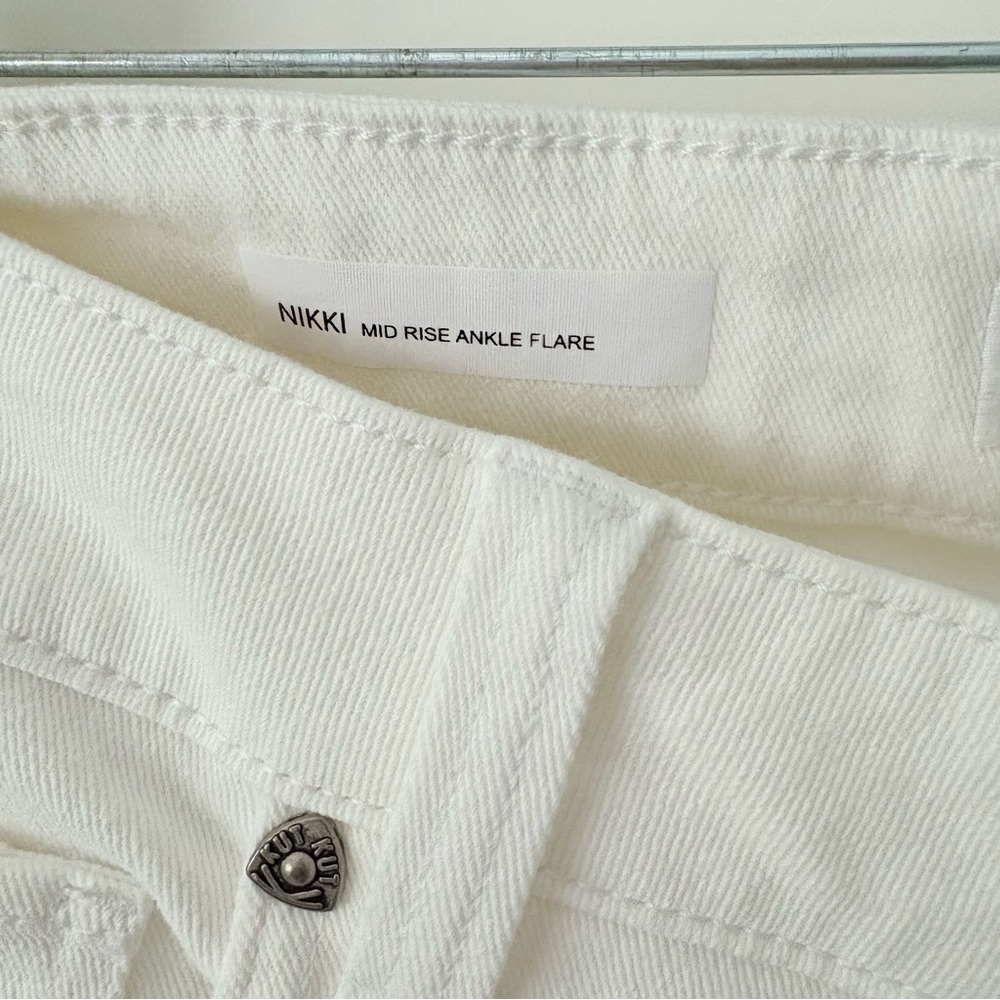 Kut from the Kloth White Raw Hem Flared Jeans 14 NWT - Picture 6 of 7